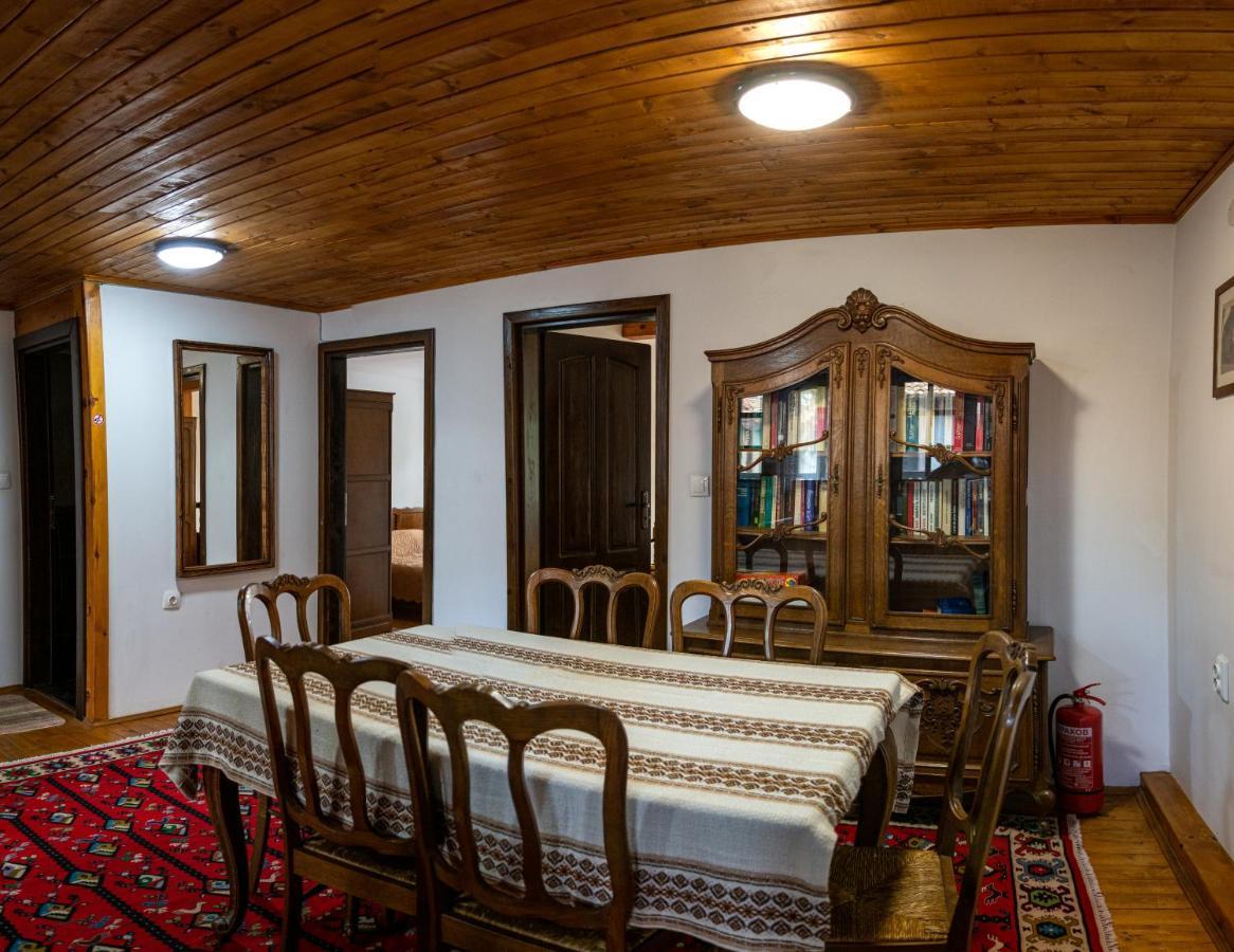 Razsukanova House , Разсукановата Къща เอเลนา ภายนอก รูปภาพ