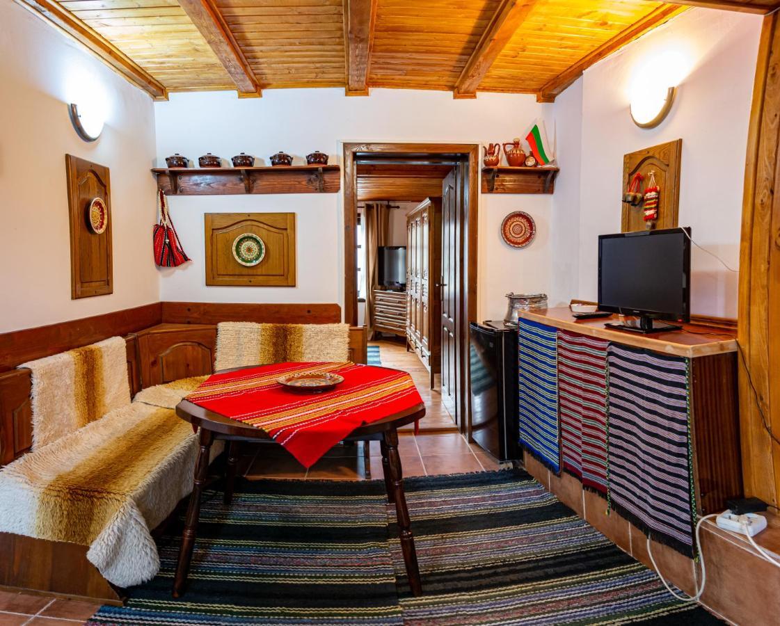 Razsukanova House , Разсукановата Къща เอเลนา ภายนอก รูปภาพ